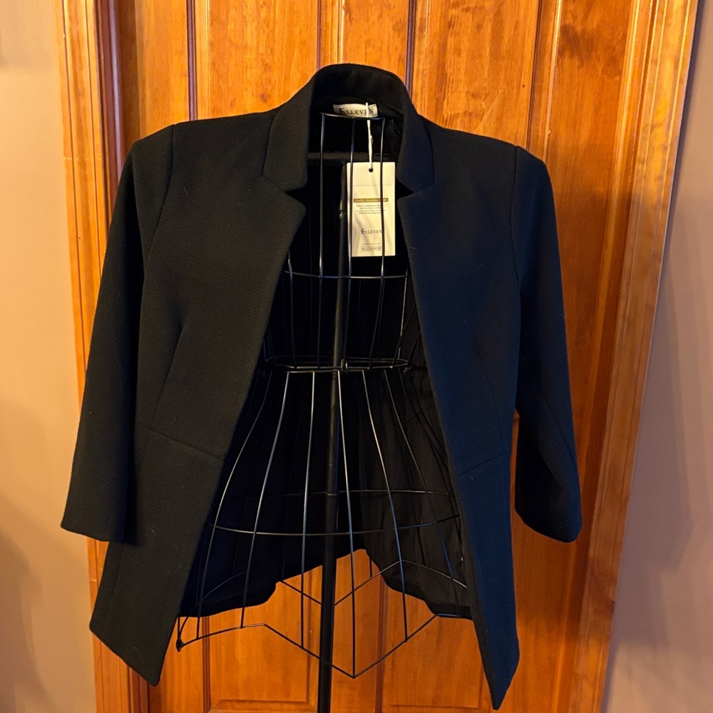 Elegant Black Herringbone Women's Jacket